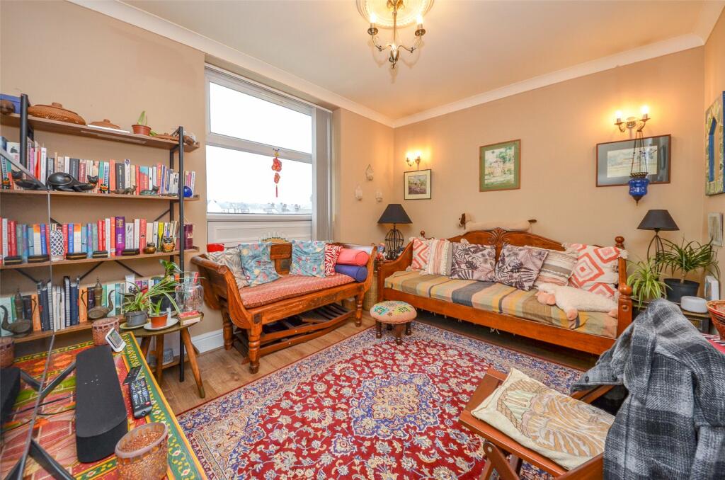 1 bedroom apartment for sale in Royal Manor Park, 34 Queens Road, Llandudno, Conwy, LL30