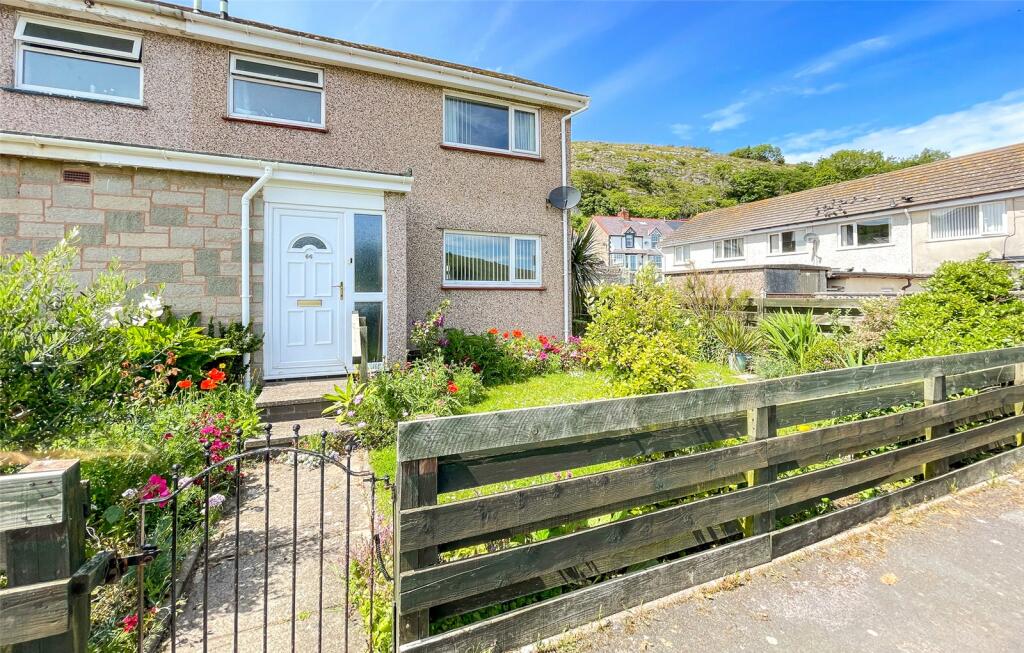 3 bedroom end of terrace house for sale in Llwynon Road, Llandudno, Conwy, LL30