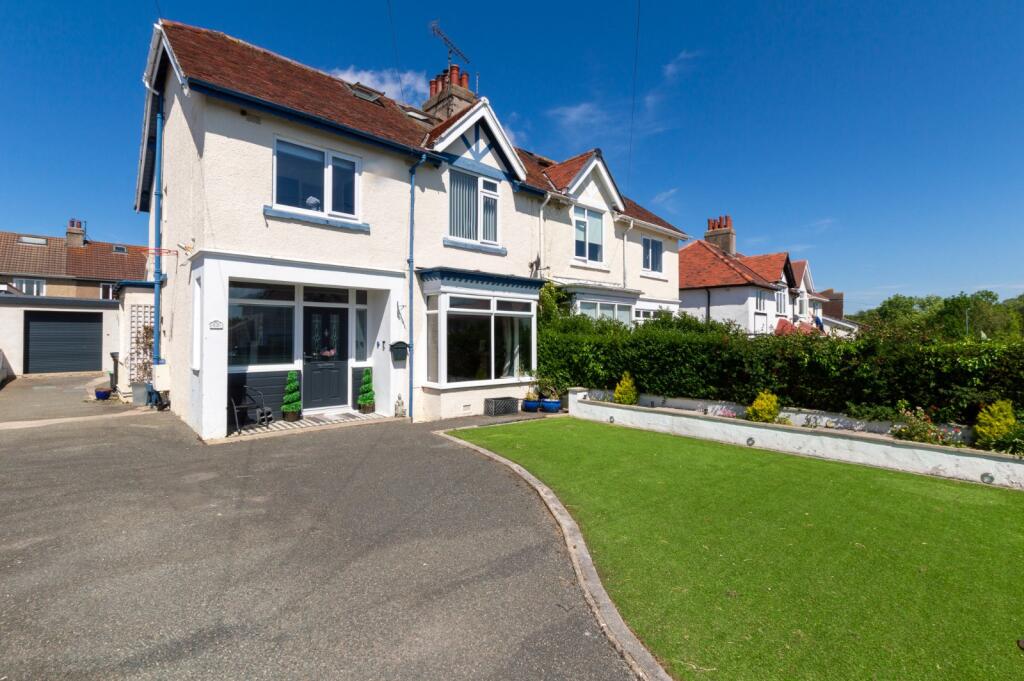 Main image of property: St. Annes Gardens, Llandudno, Conwy, LL30