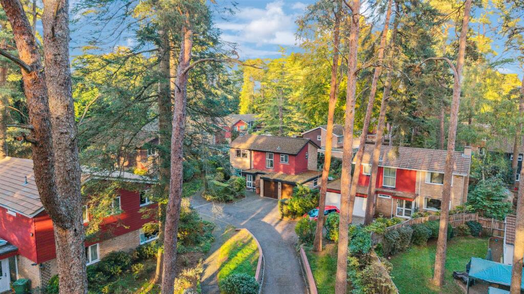 Main image of property: Redwood Glade, Leighton Buzzard, Bedfordshire