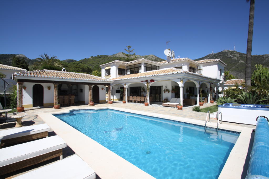 8 bedroom villa for sale in Andalucia, Malaga, Mijas, Spain