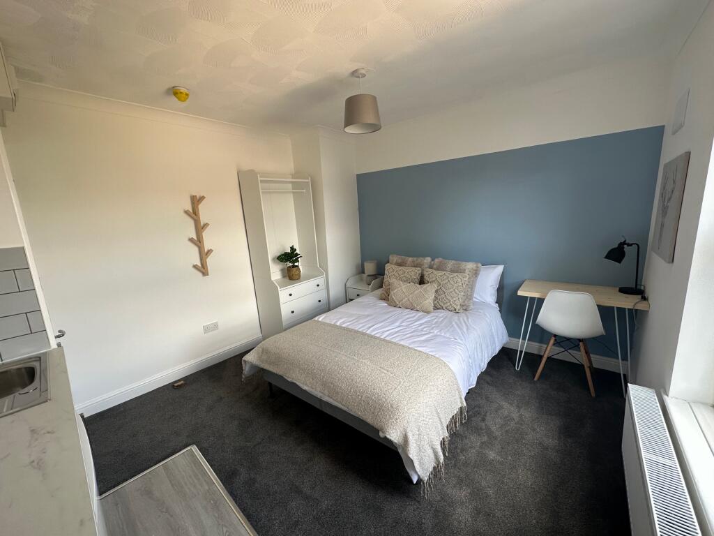 Main image of property: Room 8 Prebend Street, Bedford