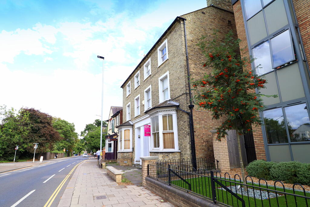 1 bedroom house share for rent in Room 1 Flat 3 31 Goldington Road , MK40