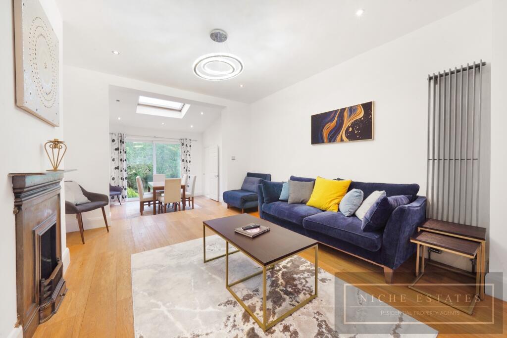 Main image of property: Chanctonbury Way, Woodside Park, London, N12 - SEE 3D VR TOUR ONLINE