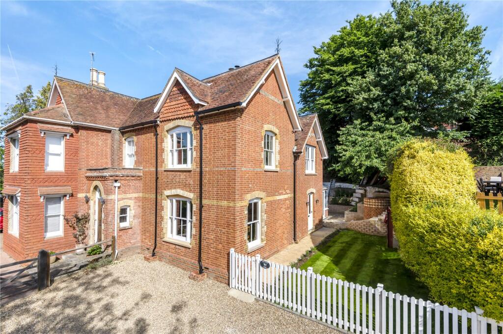 Main image of property: Petworth Road, Wisborough Green, Billingshurst, RH14