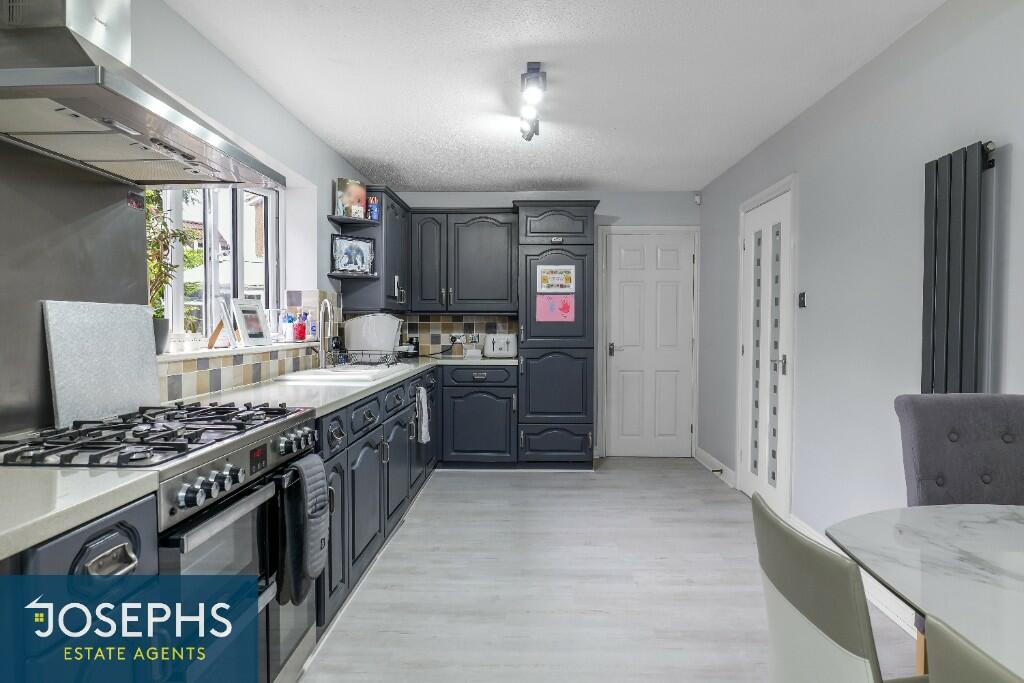 Additional property image - Sonning Drive, Bolton, Greater Manchester, BL3