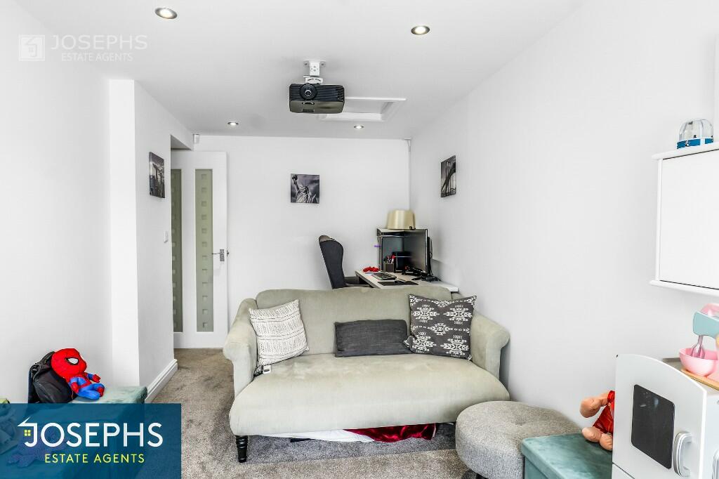 Additional property image - Sonning Drive, Bolton, Greater Manchester, BL3