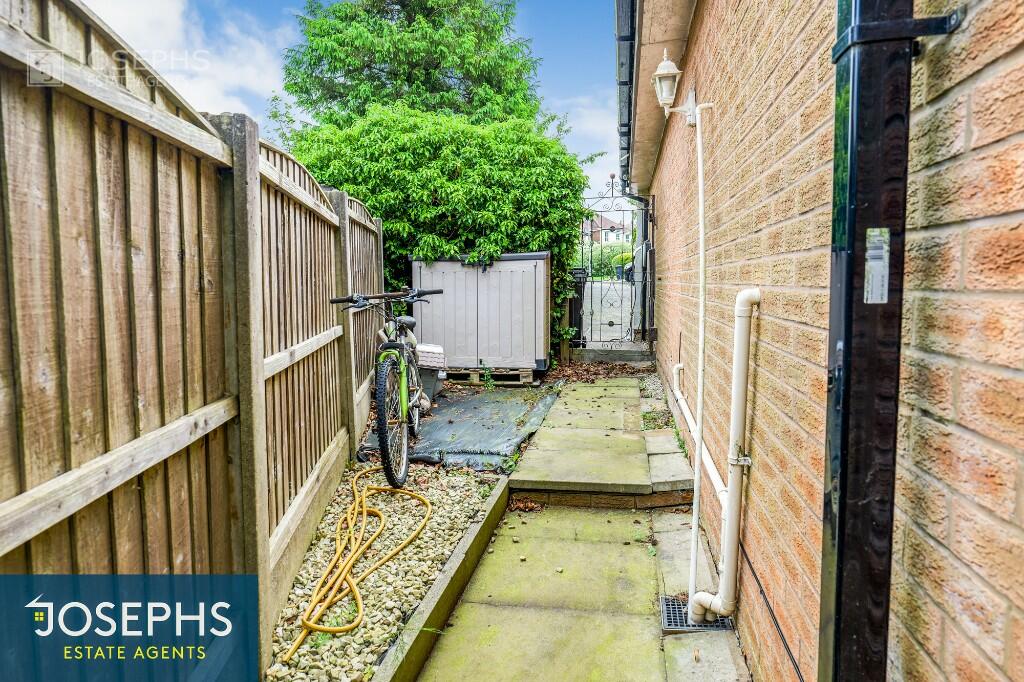Additional property image - Sonning Drive, Bolton, Greater Manchester, BL3