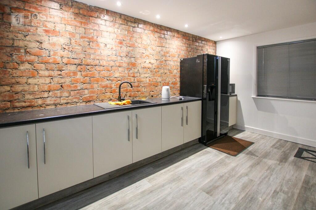 Additional property image - Hardman Street, Bolton, Greater Manchester, BL4