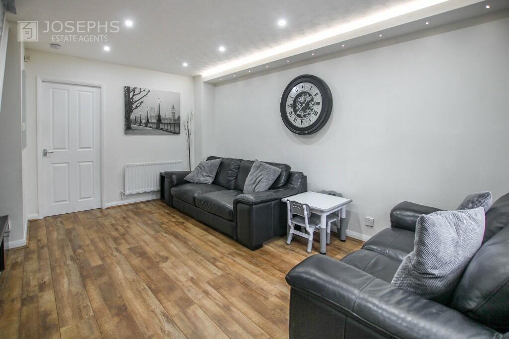 Additional property image - Balmore Close, Bolton, Greater Manchester, BL3