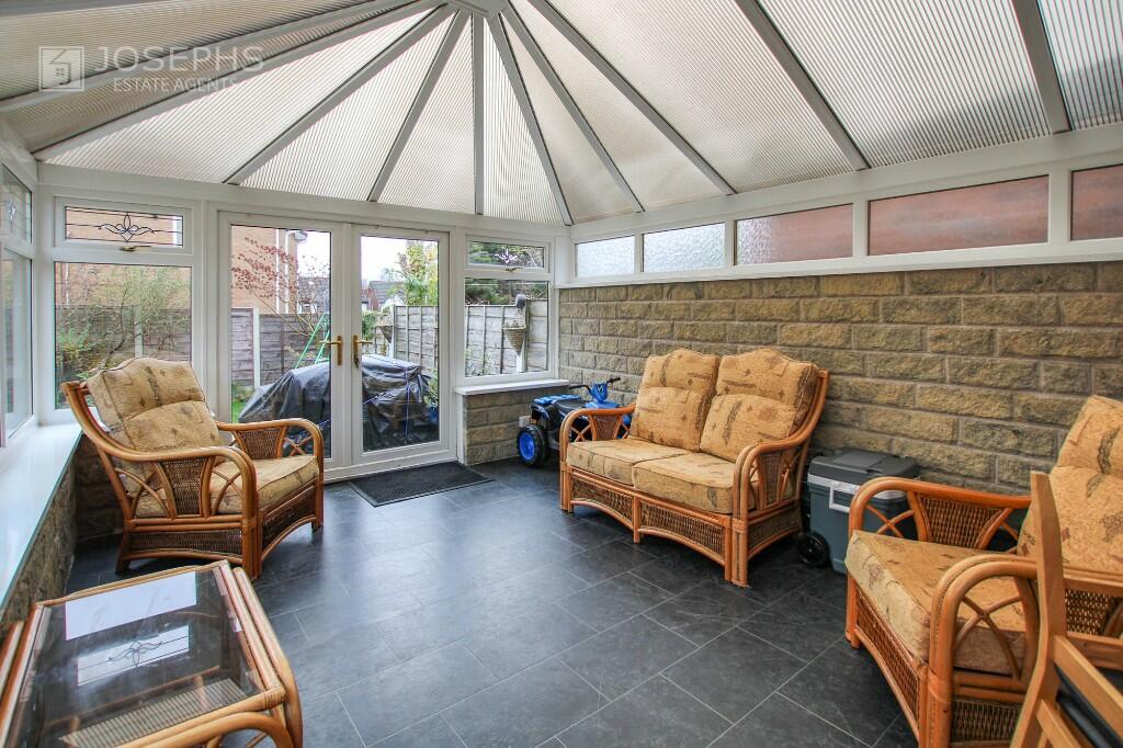 Additional property image - Balmore Close, Bolton, Greater Manchester, BL3