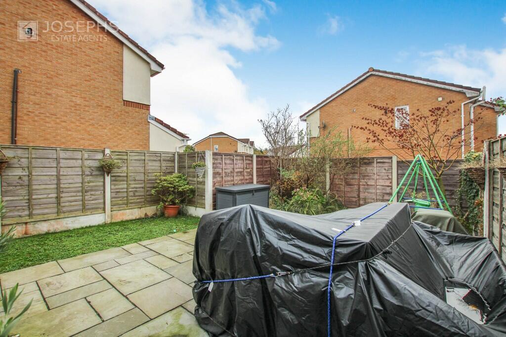 Additional property image - Balmore Close, Bolton, Greater Manchester, BL3