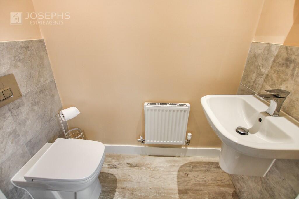 Additional property image - Fenton Way, Bolton, Greater Manchester, BL3