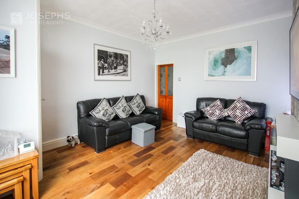 Additional property image - Longfield Road, Bolton, Greater Manchester, BL3