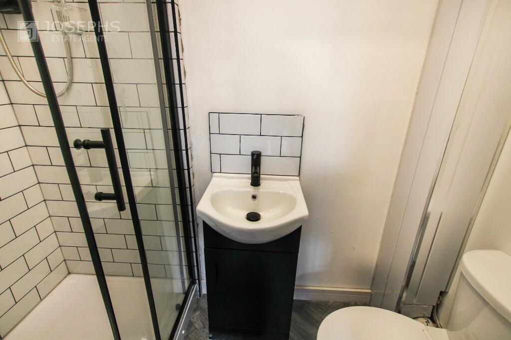 Additional property image - Willows Lane, Bolton, Greater Manchester, BL3