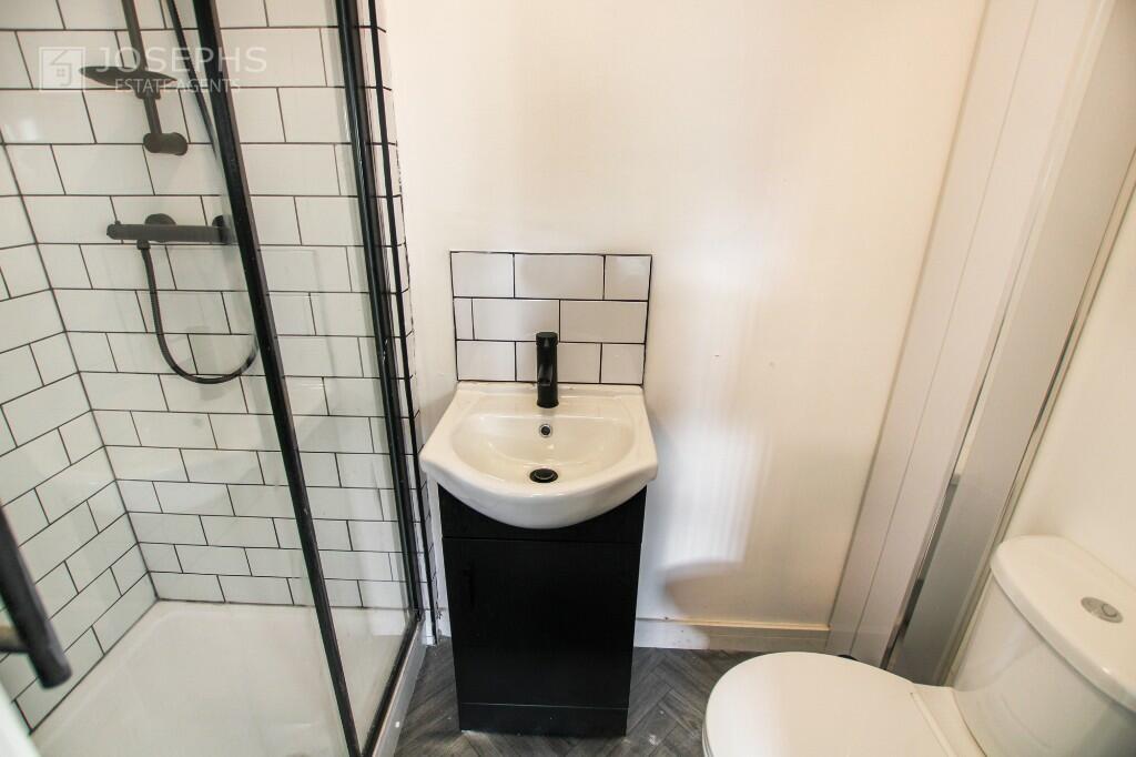Additional property image - Willows Lane, Bolton, Greater Manchester, BL3