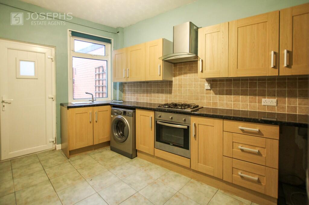 Additional property image - Berkeley Road, Bolton, Greater Manchester, BL1
