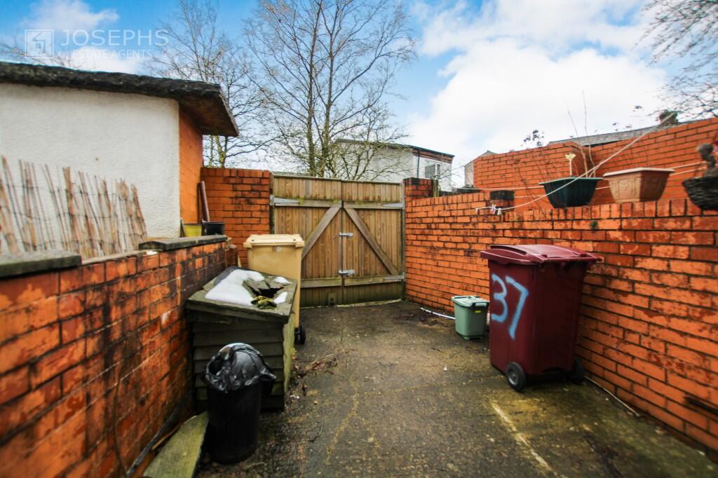 Additional property image - Berkeley Road, Bolton, Greater Manchester, BL1