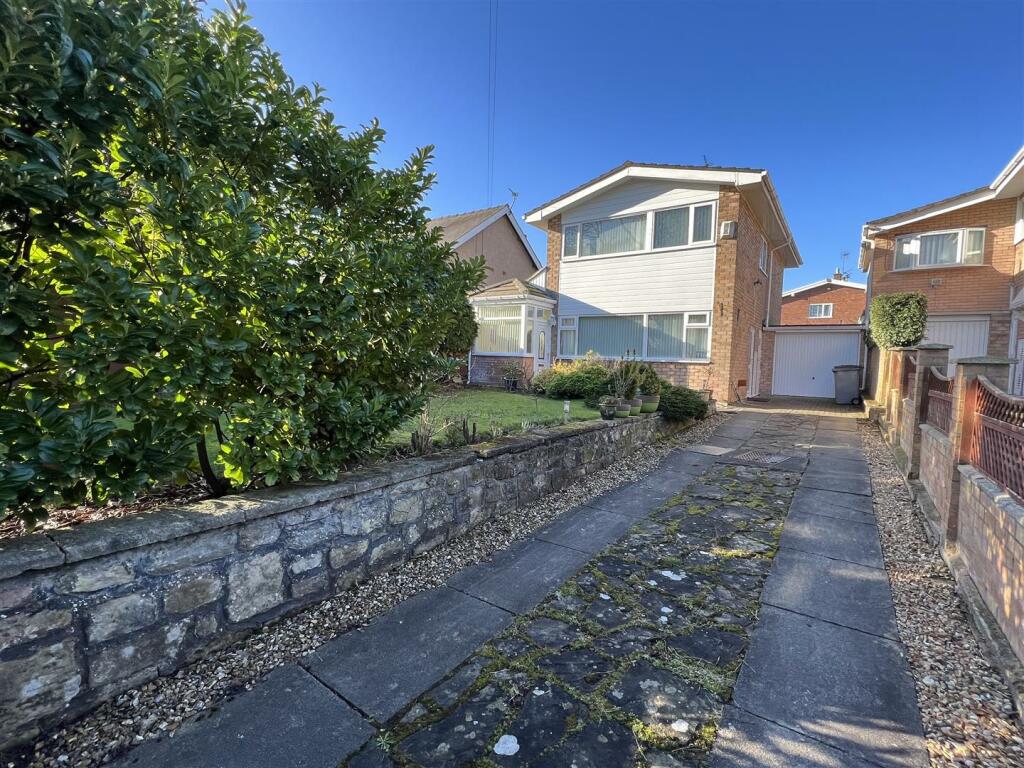 3 bedroom detached house for sale in Barnston Road, Thingwall, Wirral, CH61