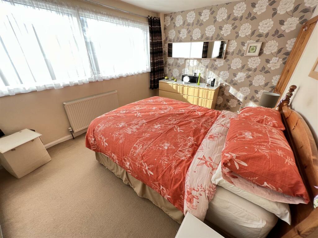 3 bedroom detached house for sale in Barnston Road, Thingwall, Wirral, CH61