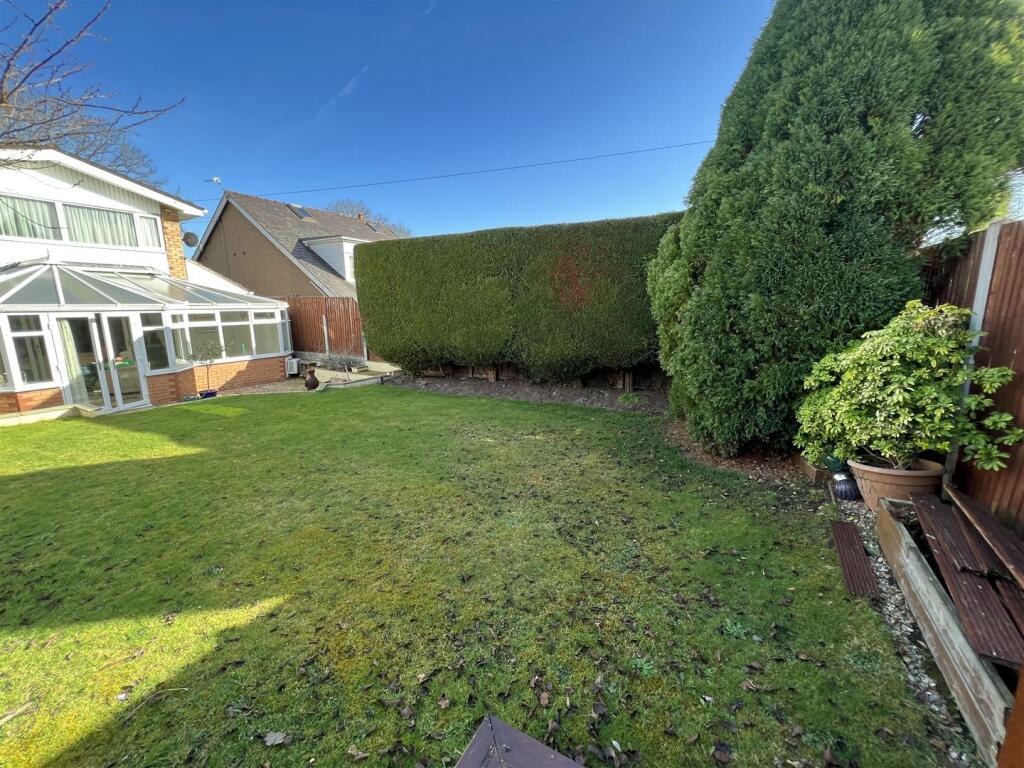 3 bedroom detached house for sale in Barnston Road, Thingwall, Wirral, CH61