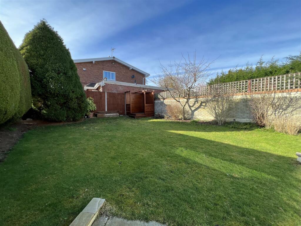 3 bedroom detached house for sale in Barnston Road, Thingwall, Wirral, CH61