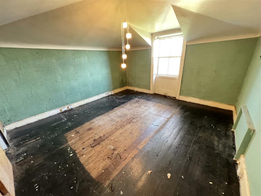 3 bedroom semidetached house for sale in Rock Park, Rock Ferry