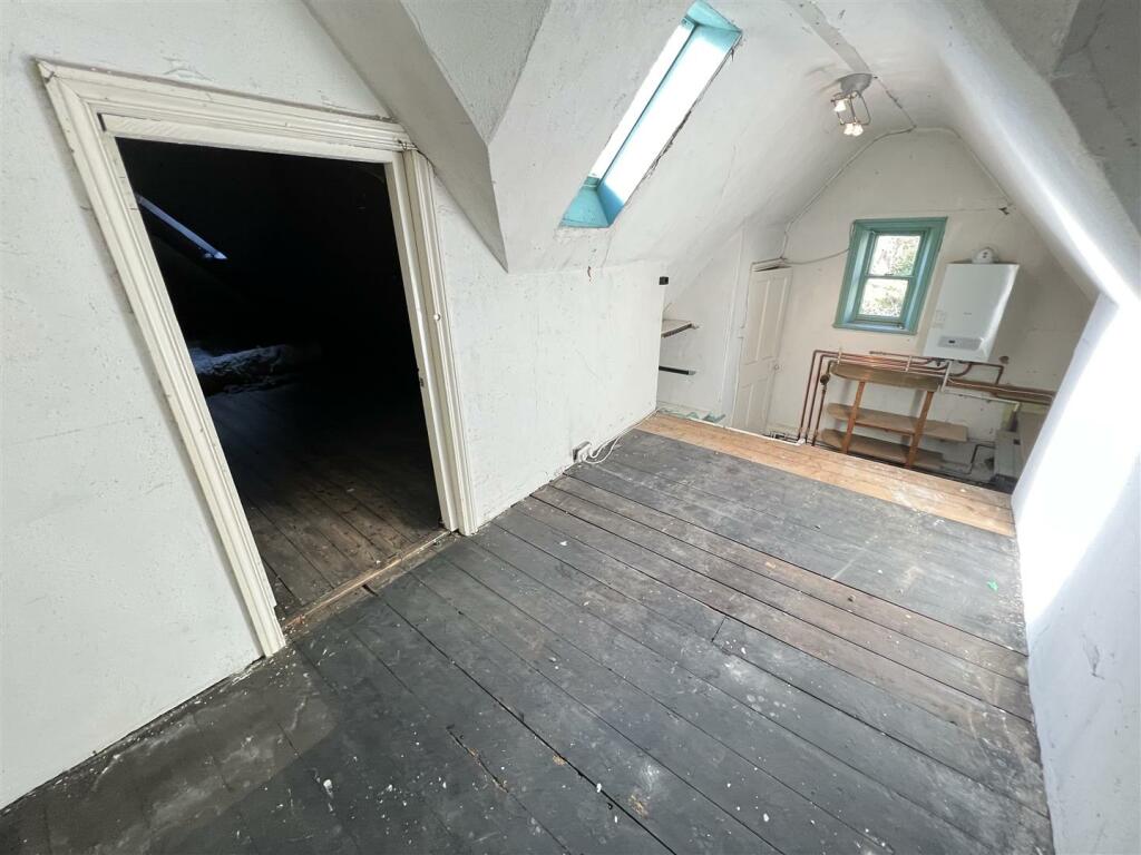 3 bedroom semidetached house for sale in Rock Park, Rock Ferry