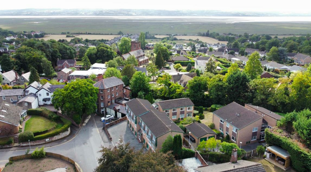 3 bedroom apartment for sale in School Hill, Heswall, Wirral, CH60