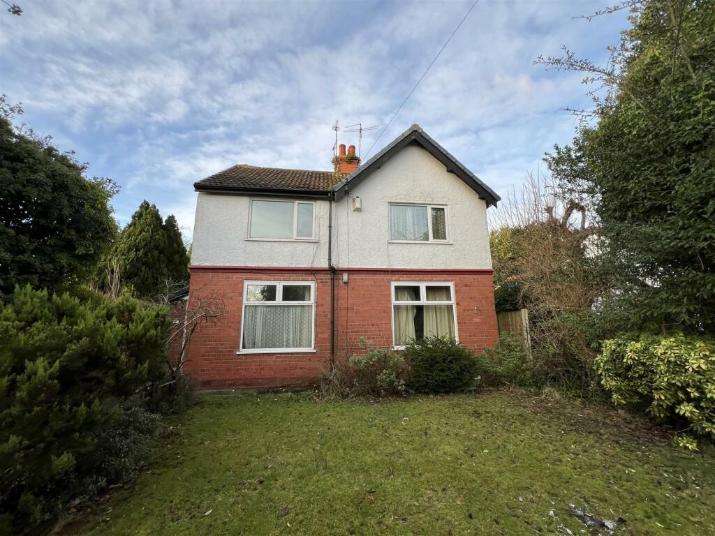 4 bedroom detached house for sale in Sparks Lane, Thingwall, Wirral, CH61