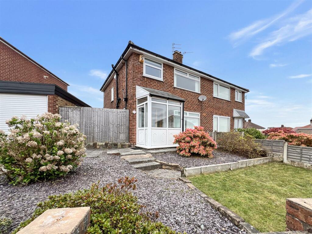 3 bedroom semidetached house for sale in Milton Crescent, Heswall