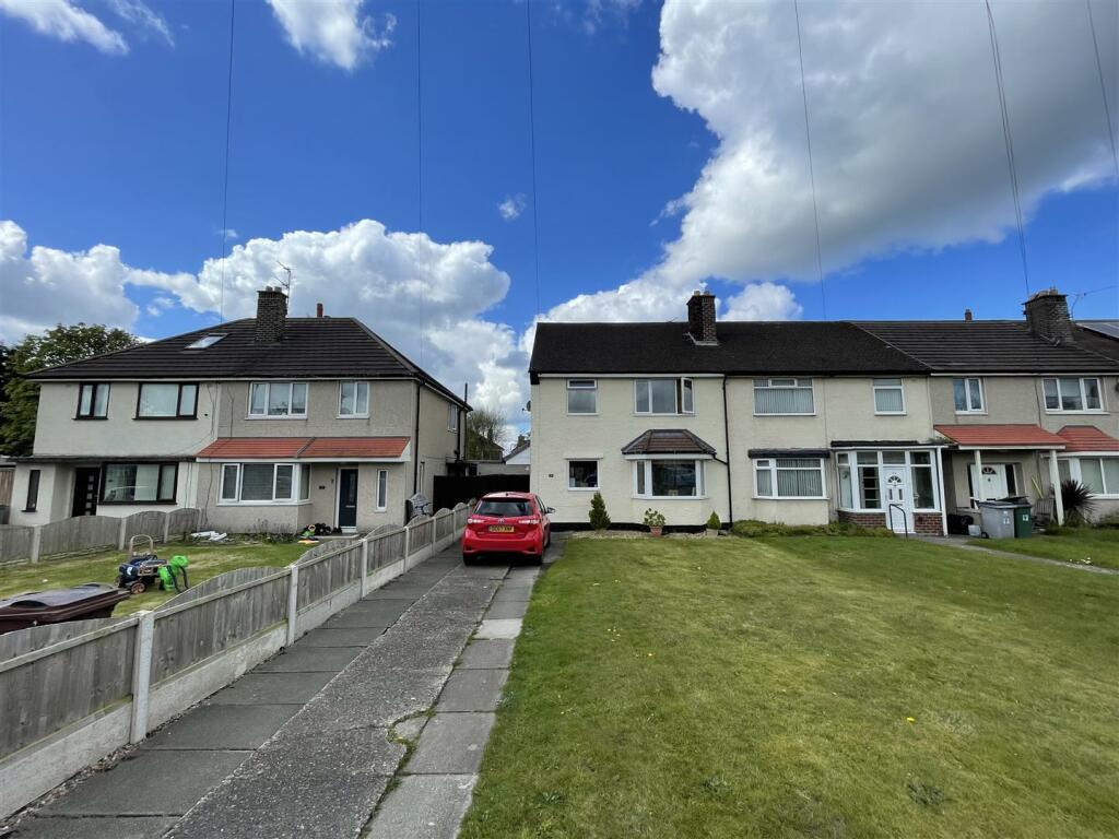 3 bedroom end of terrace house for sale in Castleway North, Leasowe