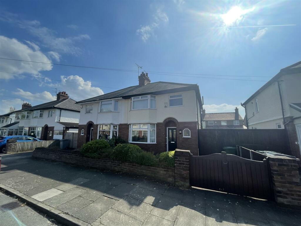 3 bedroom semidetached house for sale in Waverley Road, Hoylake
