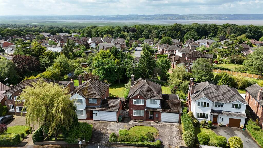 3 bedroom detached house for sale in Latchford Road, Gayton, Wirral, CH60