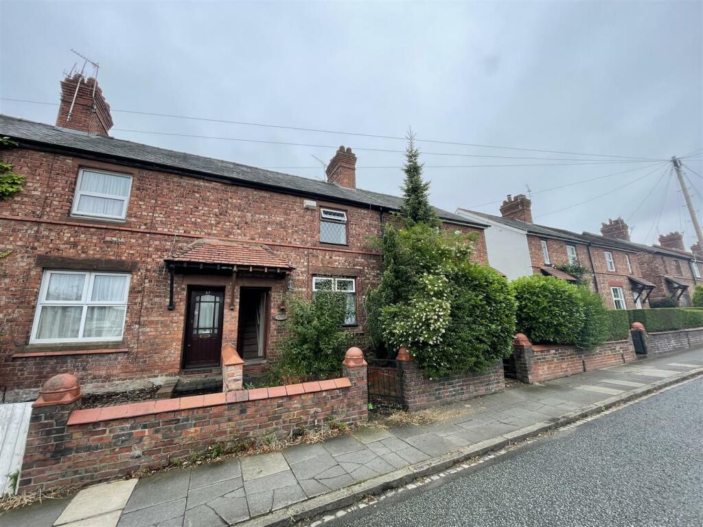 2 bedroom terraced house for sale in The Rake, Bromborough, Wirral, CH62