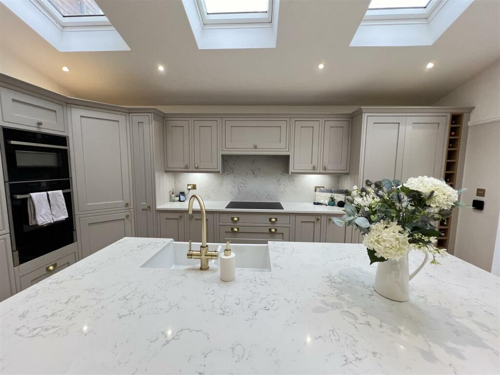 Additional property image - Dee Park Road, Gayton, Wirral