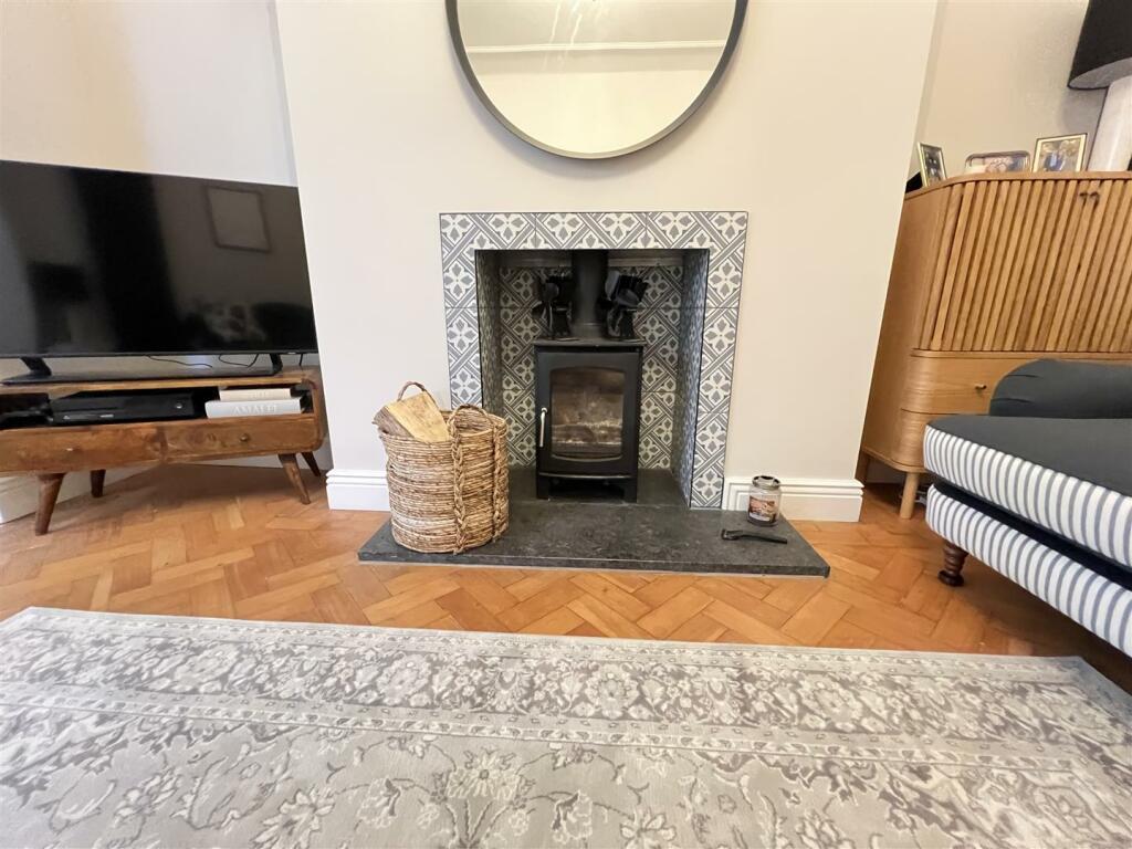 Additional property image - Dee Park Road, Gayton, Wirral