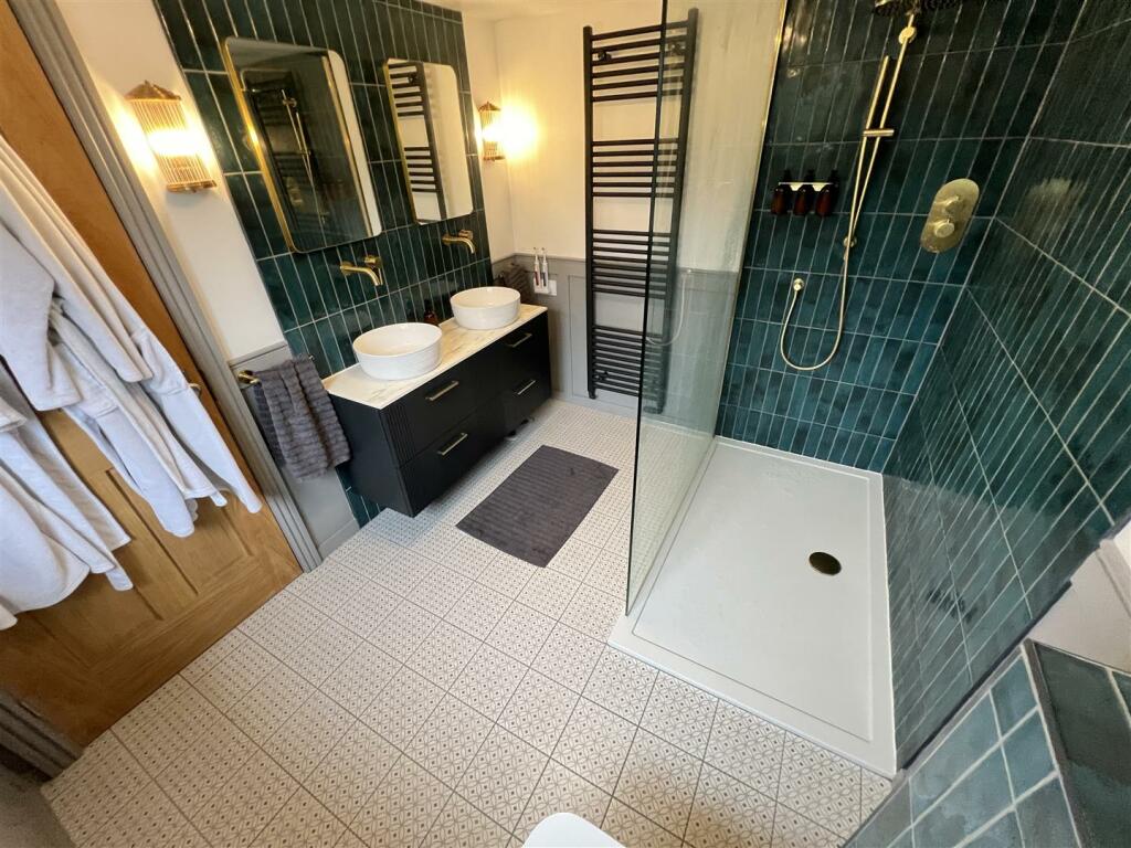 Additional property image - Dee Park Road, Gayton, Wirral
