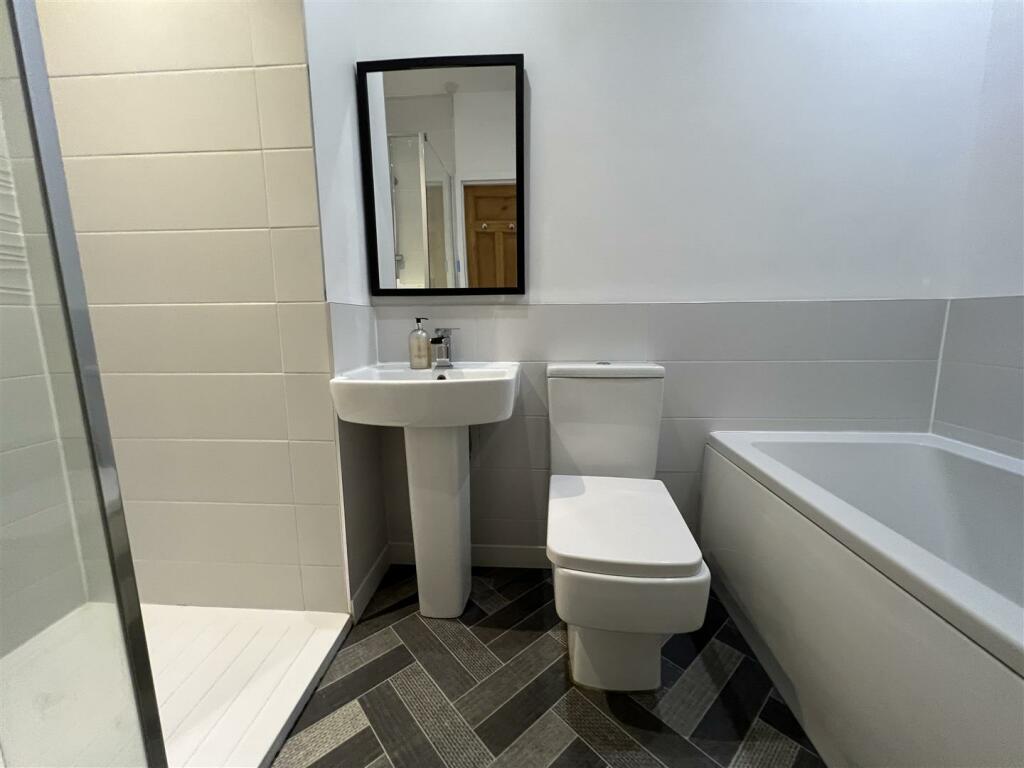 Additional property image - Beacon Lane, Heswall, Wirral