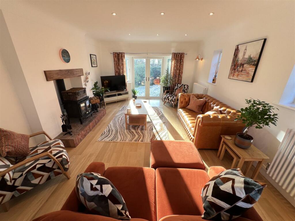 Additional property image - Gayton Road, Heswall, Wirral