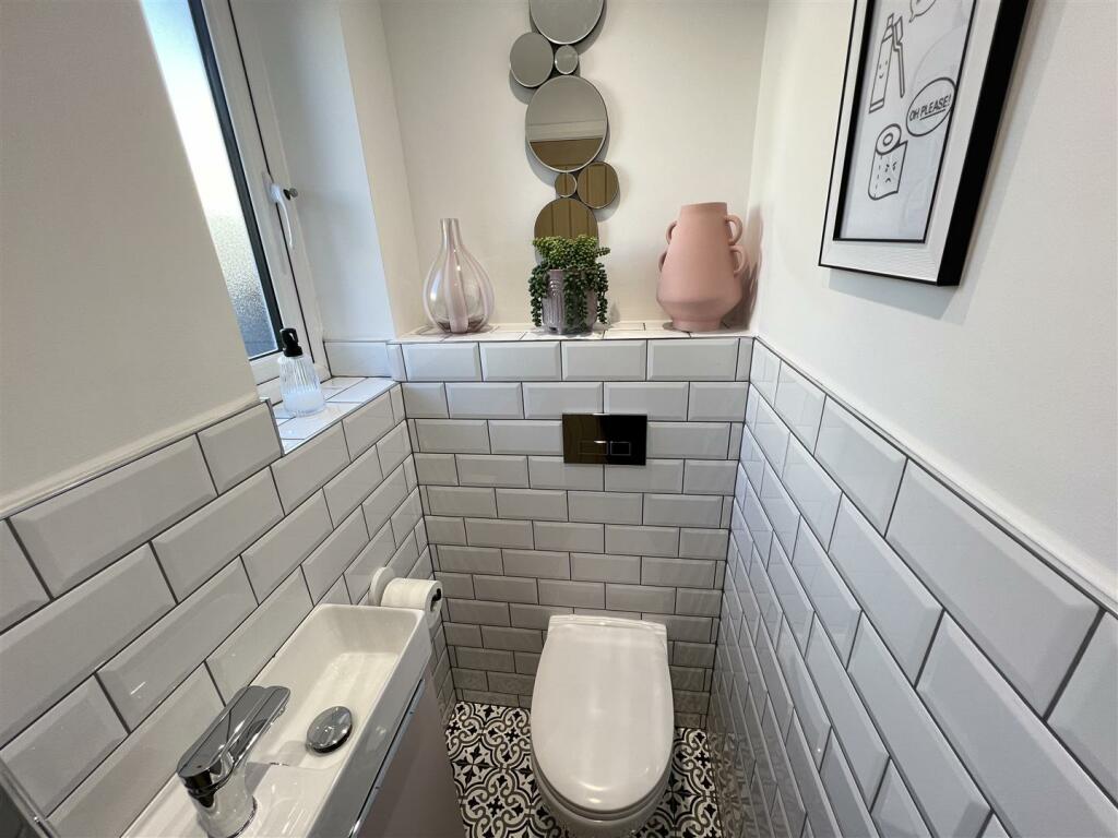 Additional property image - Gayton Road, Heswall, Wirral