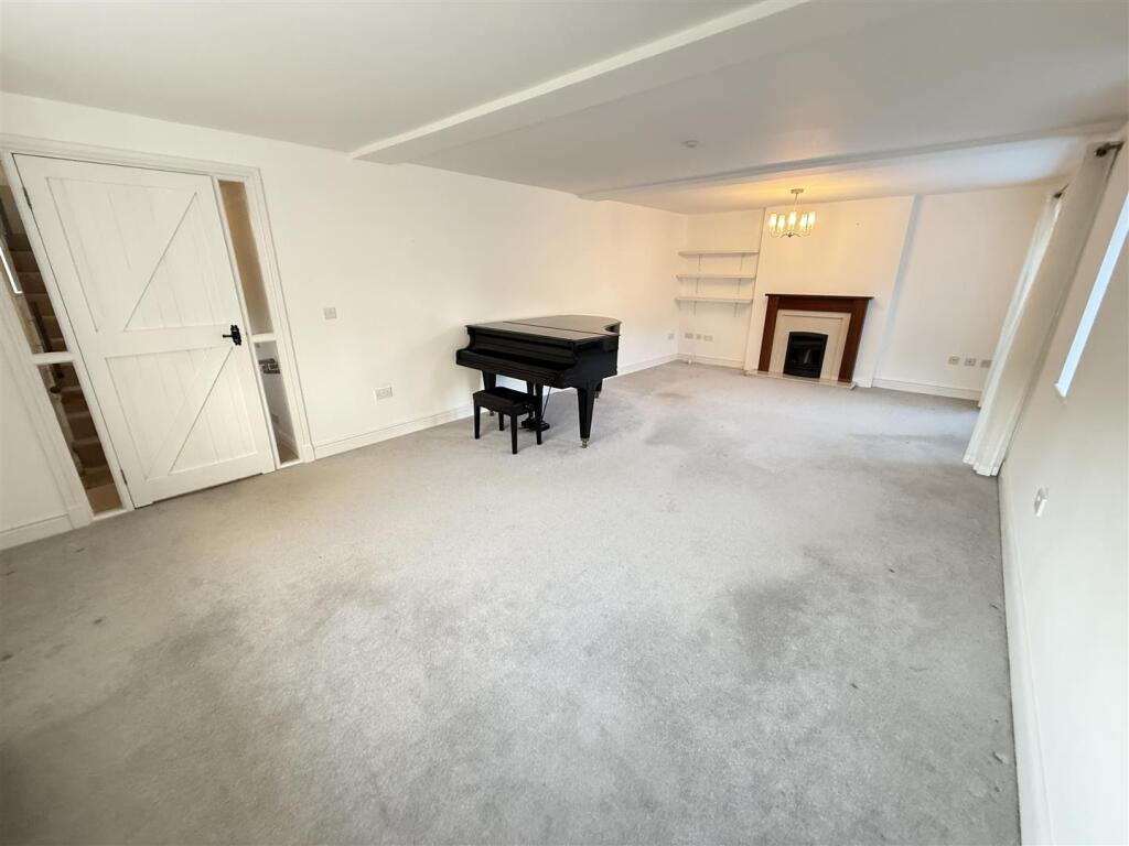 Additional property image - Lydiate Farm, The Lydiate, Heswall