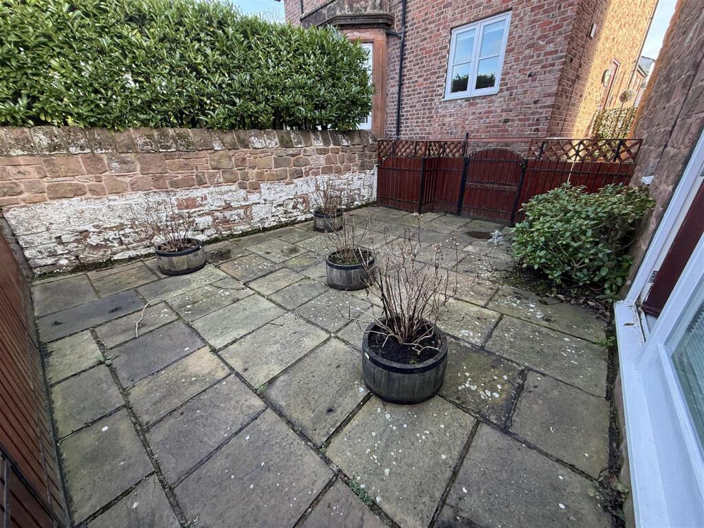 Additional property image - Lydiate Farm, The Lydiate, Heswall