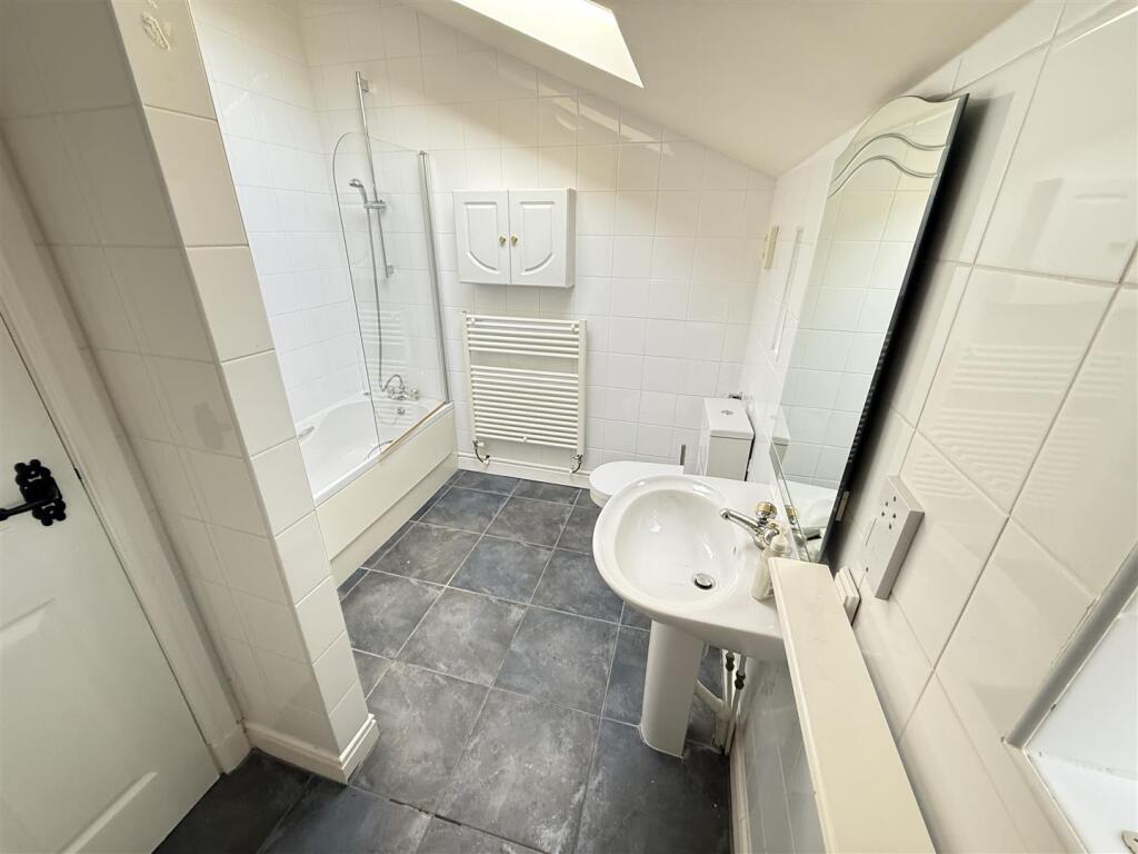 Additional property image - Lydiate Farm, The Lydiate, Heswall