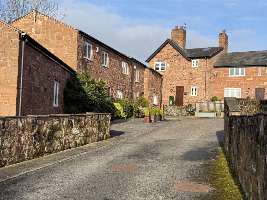 Additional property image - Lydiate Farm, The Lydiate, Heswall