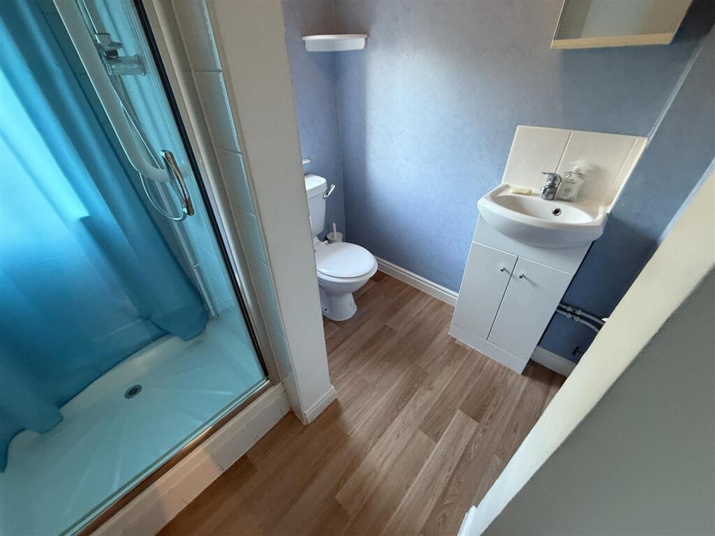 Additional property image - Kingsway, Heswall, Wirral