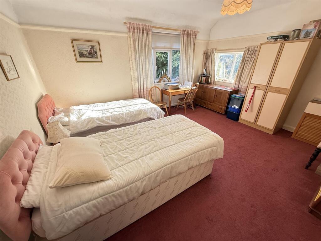 Additional property image - Kingsway, Heswall, Wirral