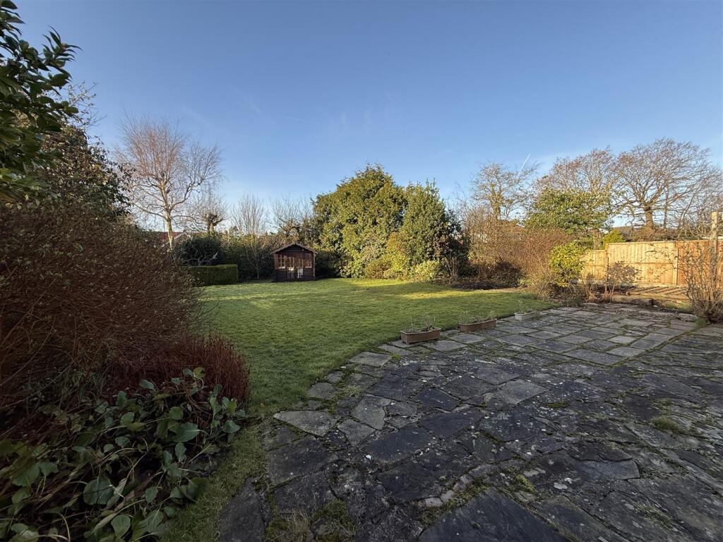 Additional property image - Kingsway, Heswall, Wirral