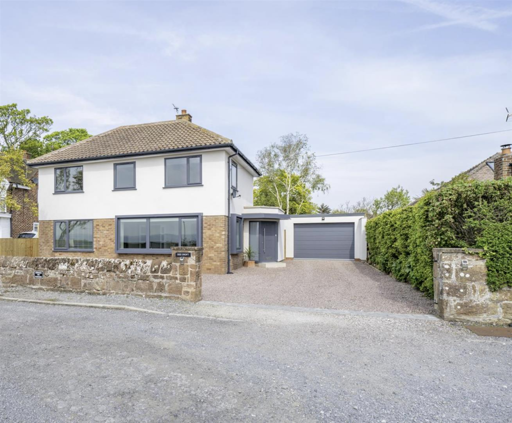Main image of property: The Parade, Parkgate, Neston