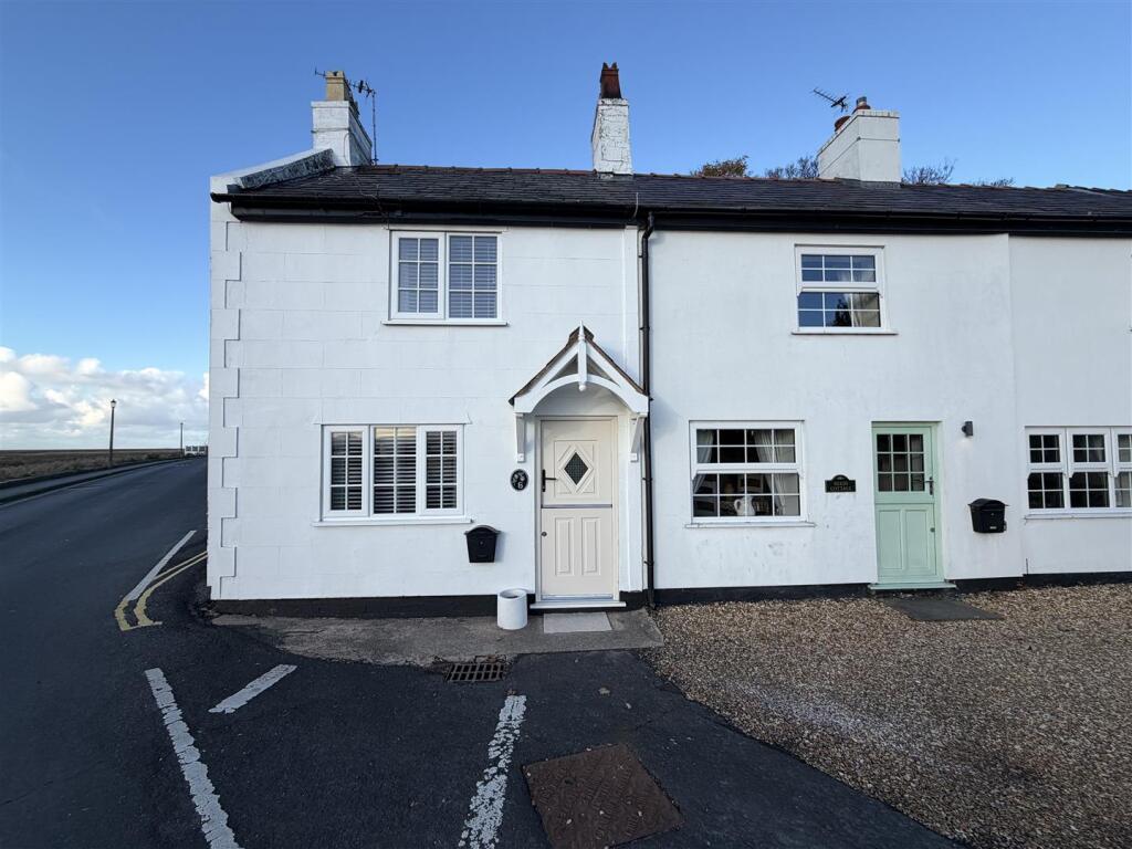 Main image of property: The Parade, Parkgate, Neston